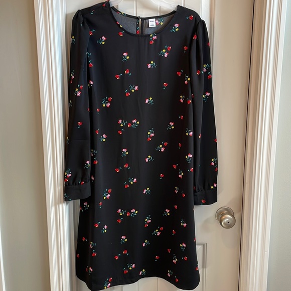 Old Navy Dresses & Skirts - Old Navy Black Floral dress